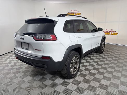 Used 2022 Jeep Cherokee Trailhawk w/ Premium Leather Package image 6