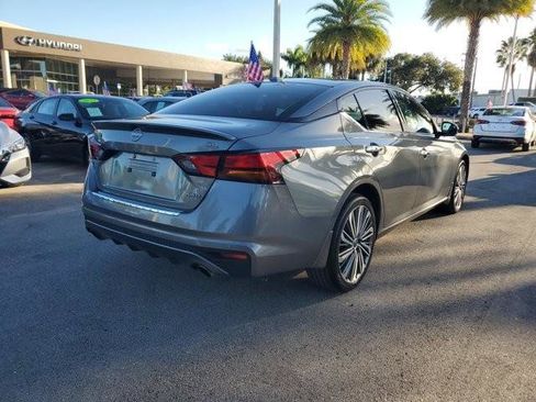 Used 2023 Nissan Altima 2.5 SL image 5