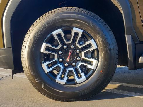 Used 2026 GMC Sierra EV Elevation image 10