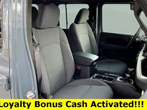 New 2025 Jeep Gladiator Sport image 9