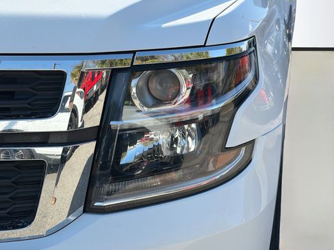 Used 2020 Chevrolet Suburban LS image 9