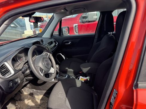 Used 2020 Jeep Renegade Sport image 10