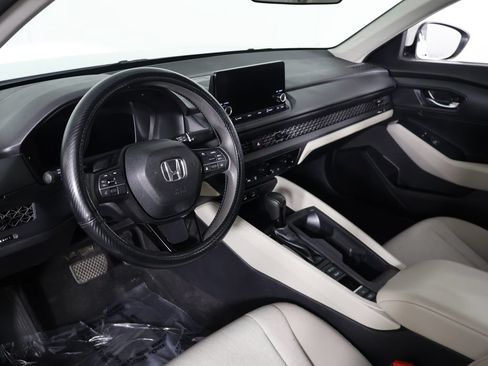 Used 2023 Honda Accord LX image 23