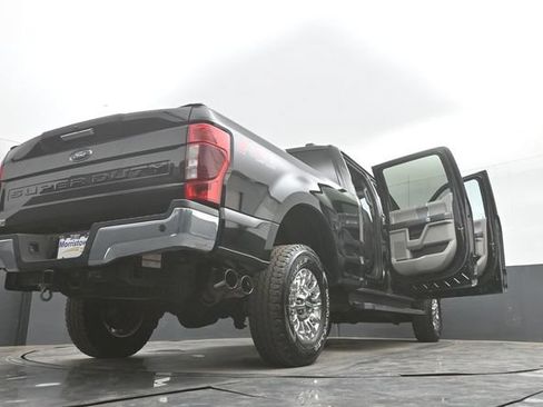 Used 2021 Ford F250 XLT w/ XLT Premium Package AWD/4WD image 52