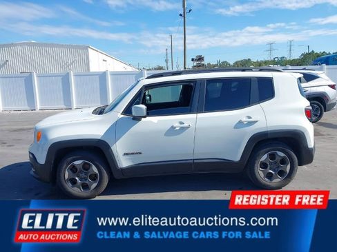 Used 2015 Jeep Renegade Latitude image 28