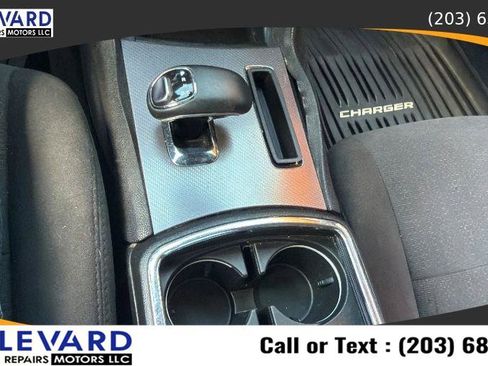 Used 2014 Dodge Charger SXT AWD/4WD image 17