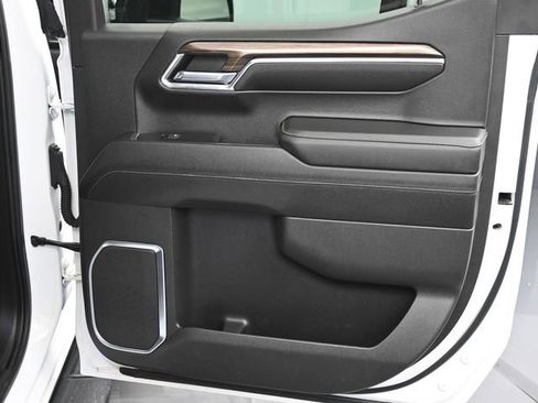 Used 2023 Chevrolet Silverado 1500 LT Trail Boss w/ Protection Package AWD/4WD image 21