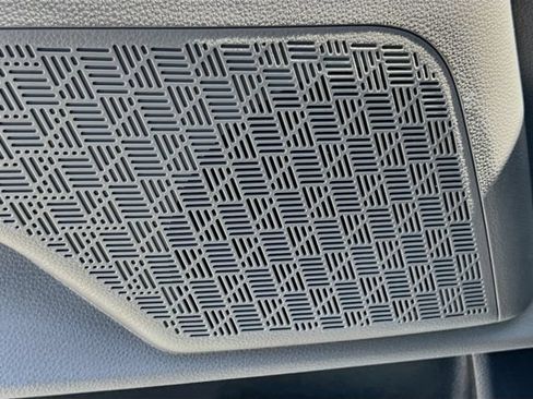 New 2026 Kia Carnival EX FWD image 19