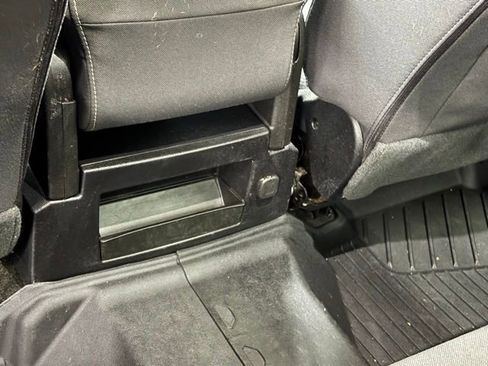 Used 2018 Chevrolet Silverado 1500 LT w/ All Star Edition image 10