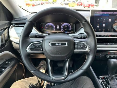 Used 2022 Jeep Compass Limited w/ Elite Group AWD/4WD image 30