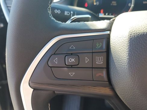 New 2025 Jeep Grand Cherokee L Altitude image 32