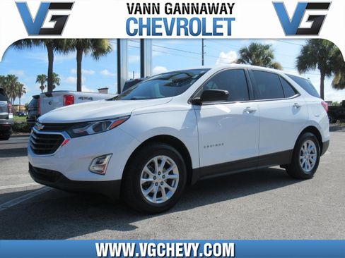 Used 2019 Chevrolet Equinox LS w/ LS Convenience Package FWD image 1