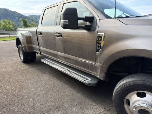 Used 2022 Ford F350 XL w/ STX Appearance Package AWD/4WD image 3