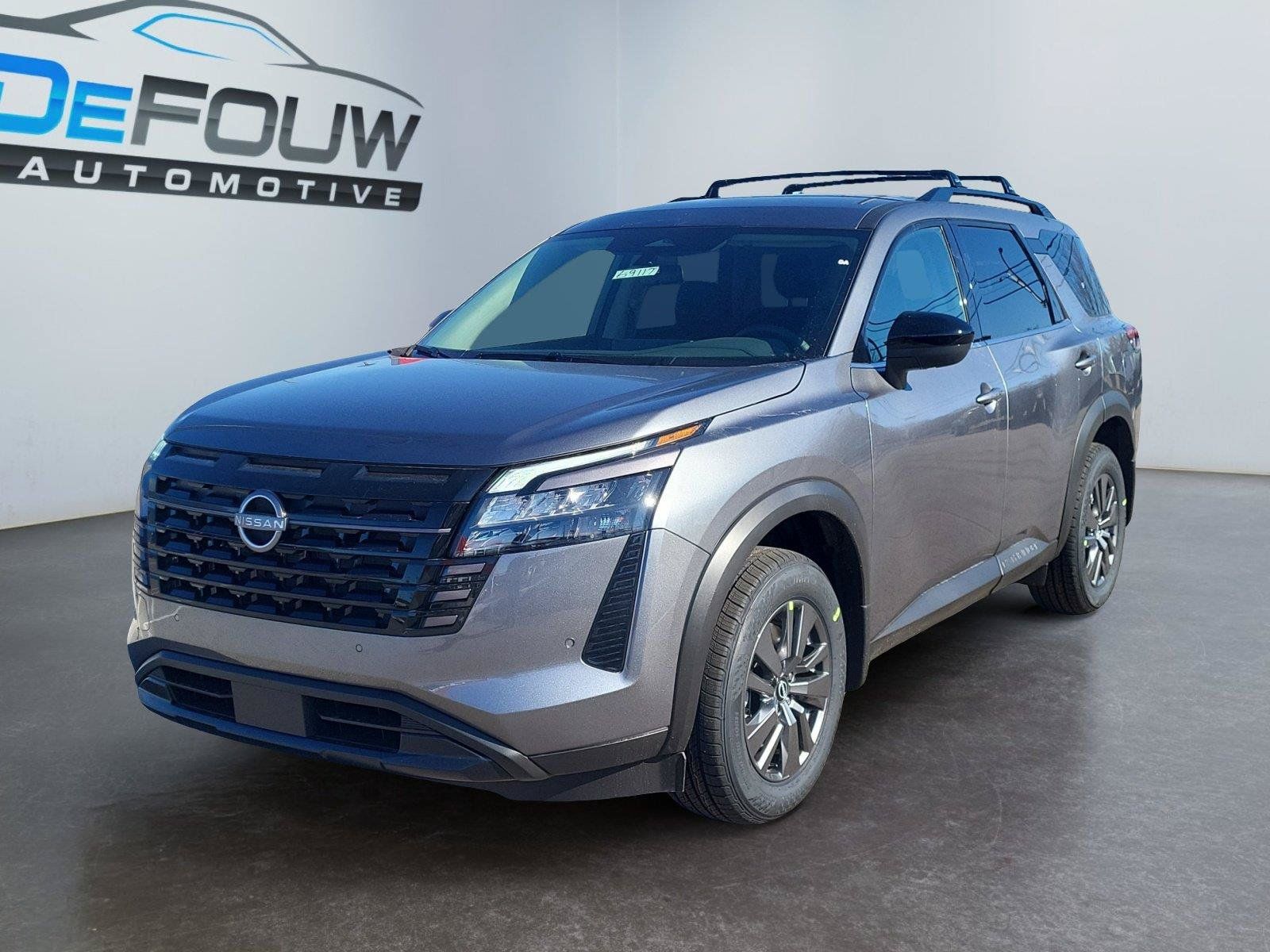 Used 2026 Nissan Pathfinder SV AWD/4WD image 7