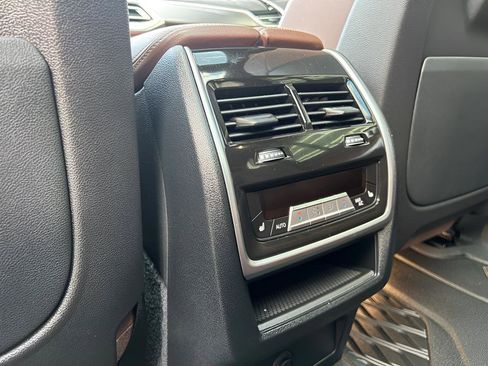 Used 2023 BMW X5 xDrive40i w/ Premium Package image 19
