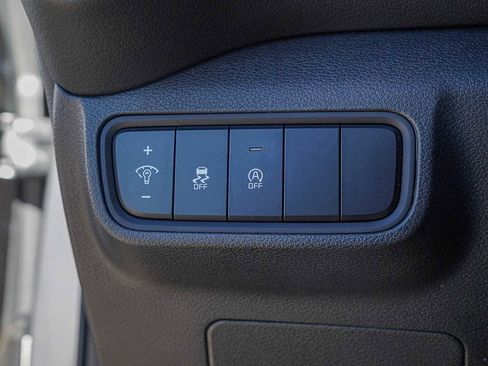 Certified 2024 Kia Soul LX w/ Option Group 015 image 21