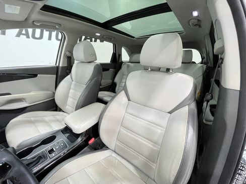 Used 2020 Kia Sorento SX FWD image 13