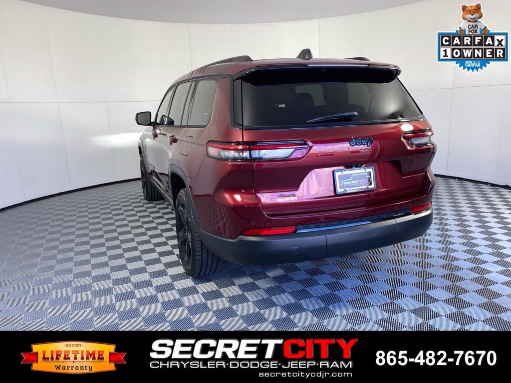 Used 2023 Jeep Grand Cherokee L Laredo AWD/4WD image 5