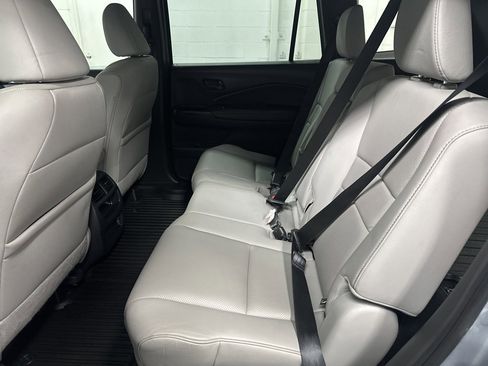 Used 2023 Honda Passport EX-L image 38