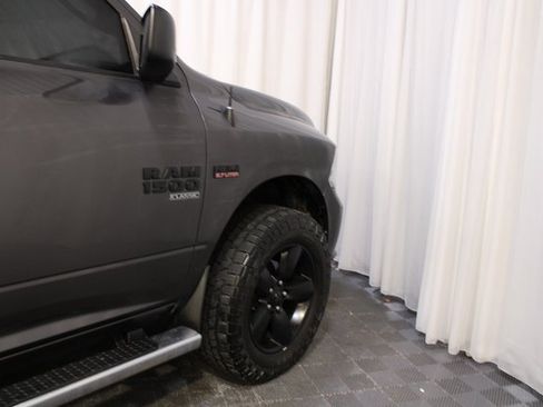 Used 2019 RAM 1500 Express w/ Express Value Package image 24