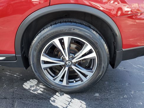 Used 2017 Nissan Rogue SL image 35