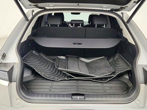 Used 2025 Hyundai Ioniq 5 Limited image 23