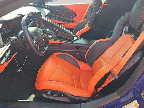 Used 2025 Chevrolet Corvette Z06 RWD image 3