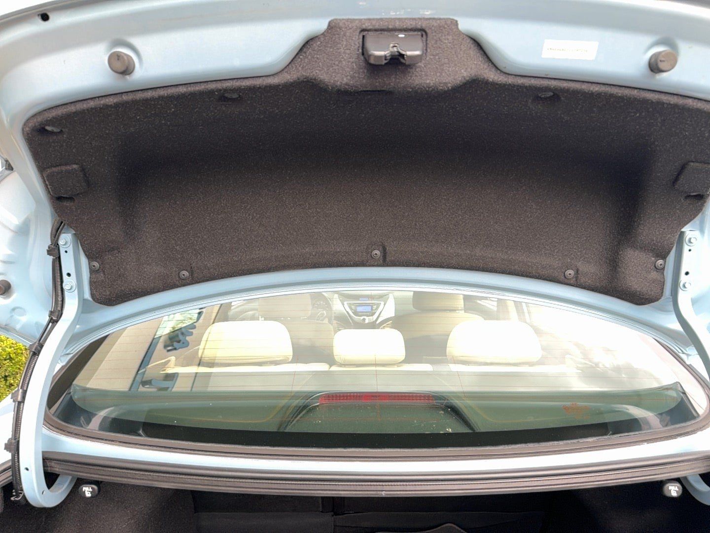 Used 2012 Hyundai Elantra GLS w/ Preferred Pkg 3 FWD image 24