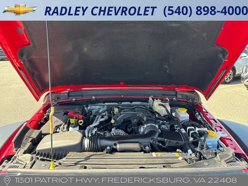 Used 2024 Jeep Wrangler Unlimited Rubicon AWD/4WD image 15