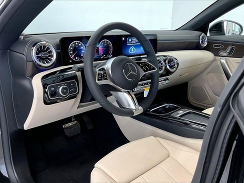 New 2026 Mercedes-Benz CLA 250 4MATIC image 8