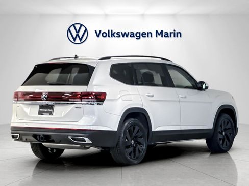 New 2026 Volkswagen Atlas SE image 5