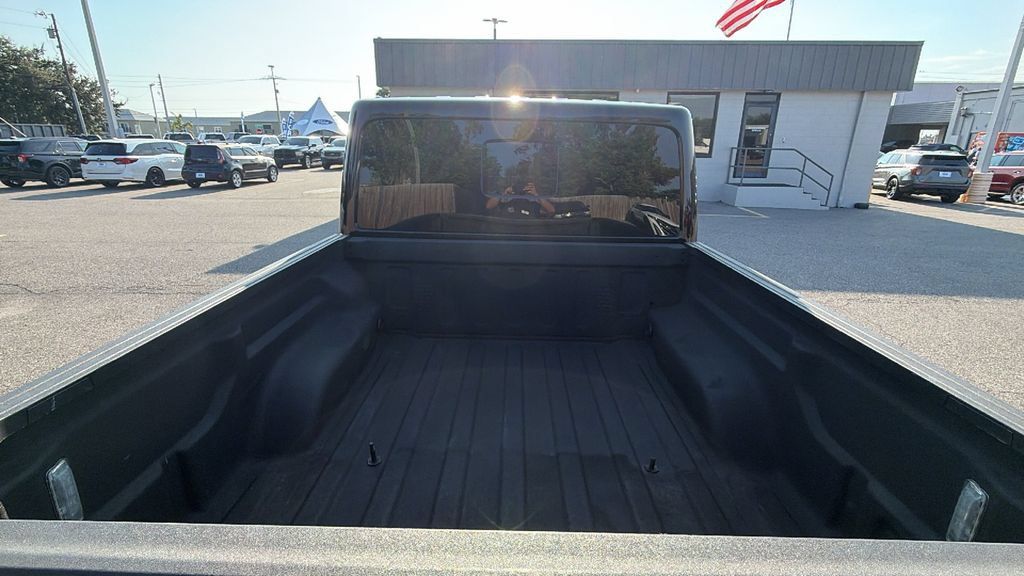 Used 2022 Jeep Gladiator Mojave w/ Trailer Tow Package AWD/4WD image 12