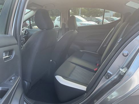 Used 2020 Nissan Versa SV FWD image 9