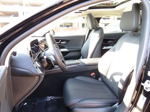 Used 2024 Mercedes-Benz E 350 4MATIC Sedan image 17