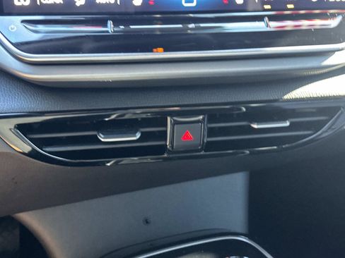 Used 2024 Volkswagen ID.4 Pro image 22