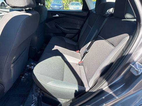 Used 2014 Ford Focus SE FWD image 13