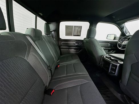 Used 2019 RAM 1500 Big Horn image 27