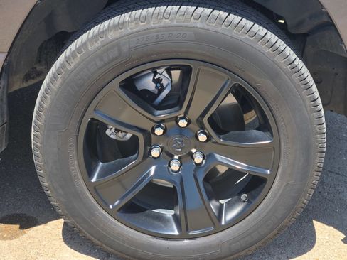 Used 2024 RAM 1500 Lone Star AWD/4WD image 9