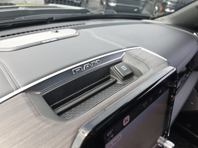 Used 2025 RAM 1500 Laramie w/ Night Edition AWD/4WD image 20