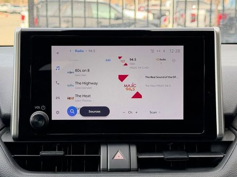 Used 2024 Toyota RAV4 LE image 13