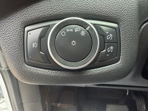 Used 2015 Ford Escape SE FWD image 7