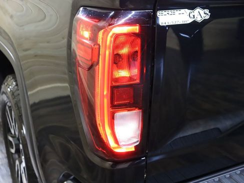 Used 2021 GMC Sierra 1500 SLE image 22