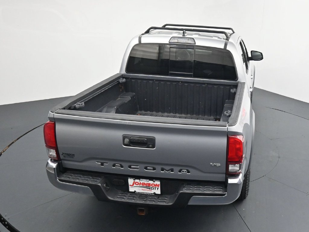 Used 2019 Toyota Tacoma TRD Off-Road AWD/4WD image 27