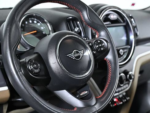 Used 2020 MINI Cooper Countryman S FWD image 12