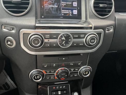 Used 2016 Land Rover LR4 HSE Silver Edition AWD/4WD image 12