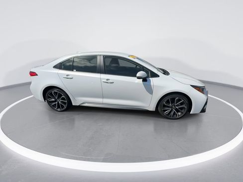 Used 2022 Toyota Corolla SE image 9