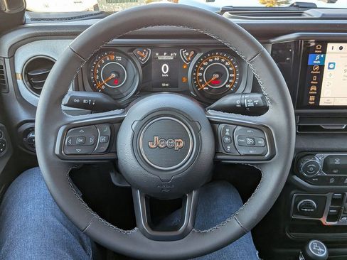 New 2026 Jeep Gladiator Sport image 10