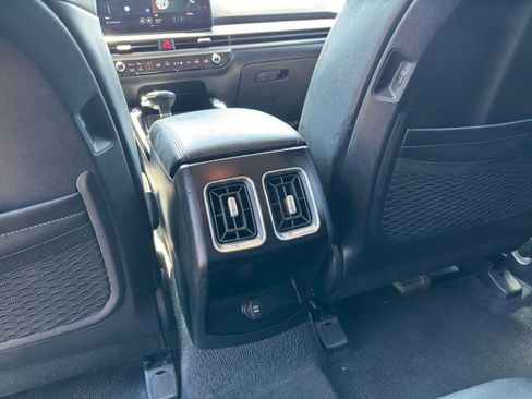 Used 2024 Kia Sorento S FWD image 24