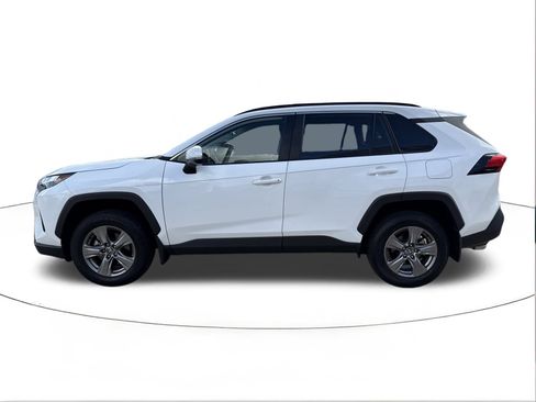 Used 2024 Toyota RAV4 XLE image 6