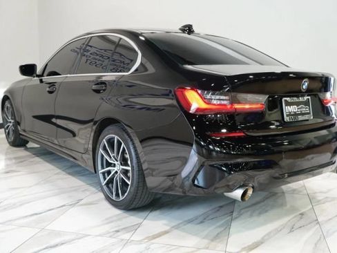 Used 2019 BMW 330i Sedan w/ Convenience Package RWD image 11